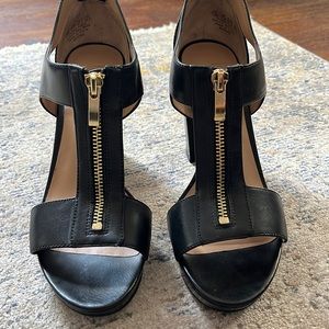 Size 8 Barely worn Franco sarto chunky heel with gold accent zipper.